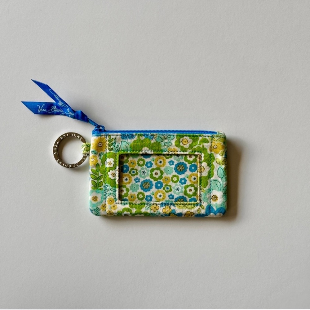 Vera Bradley | Floral ID Case with Keyring - Picture 2 of 10
